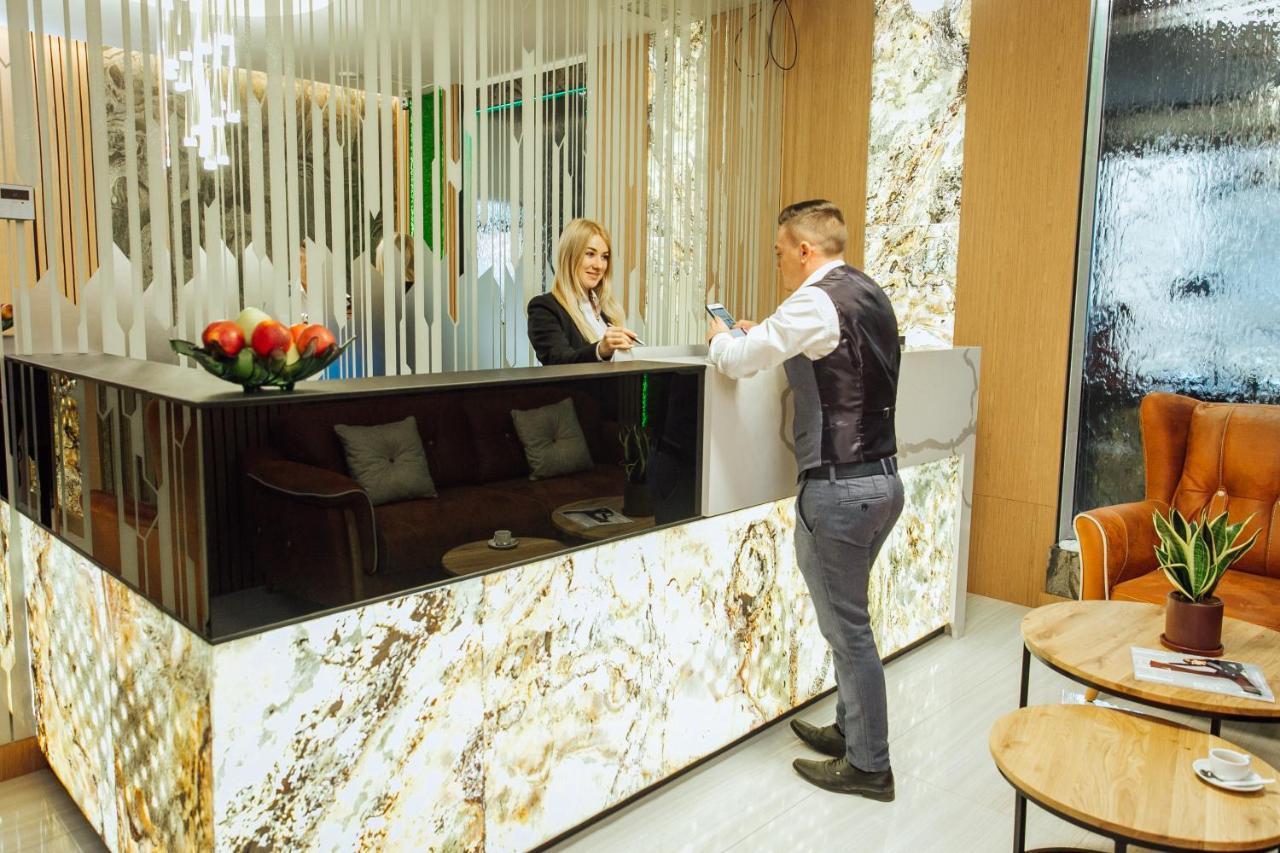 Alice Place Hotel Odesa Exterior photo